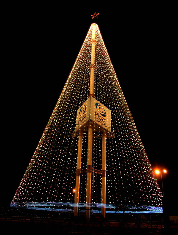 São Paulo Maior árvore de Natal do mundo em shopping está em Itu
