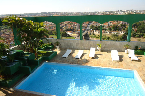 terraço piscina