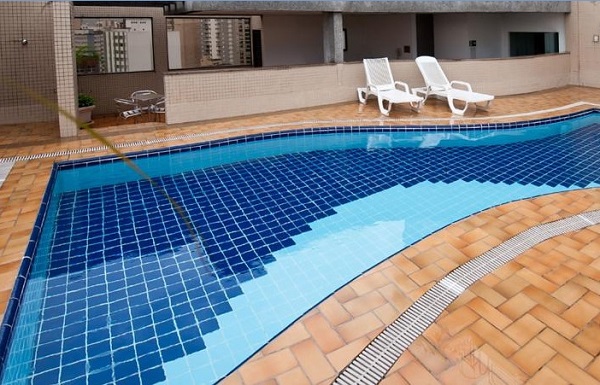 piscina do hotel Mercure São Paulo Paraiso